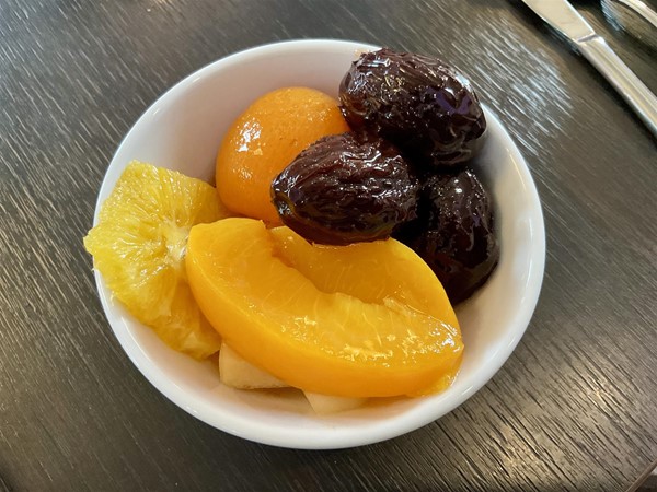 Image of fruit in a bowl.