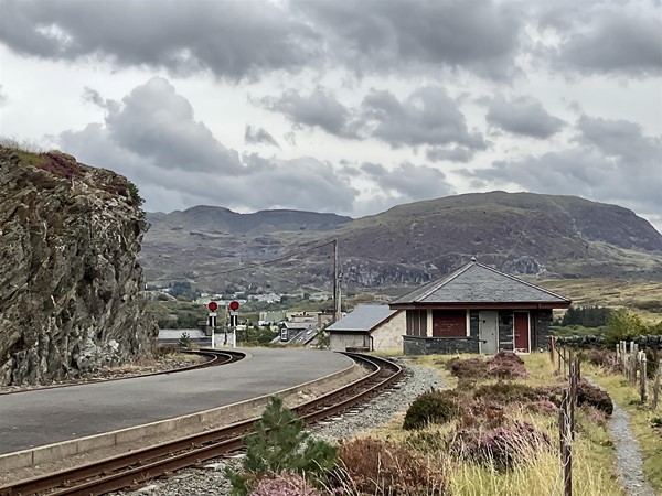 Narrow gauge railway