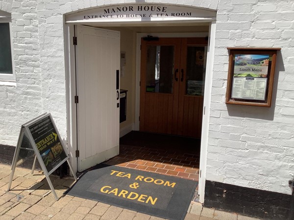 Level entrance into the Tea room