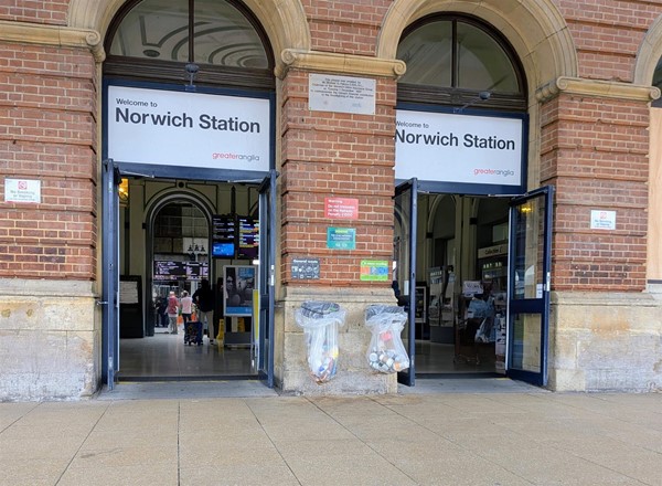 Image of step-free entrance/exit to station
