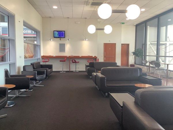 8 tv screens