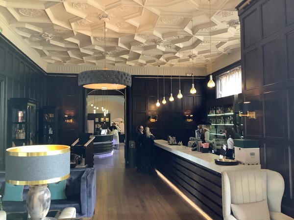 Picture of the bar area