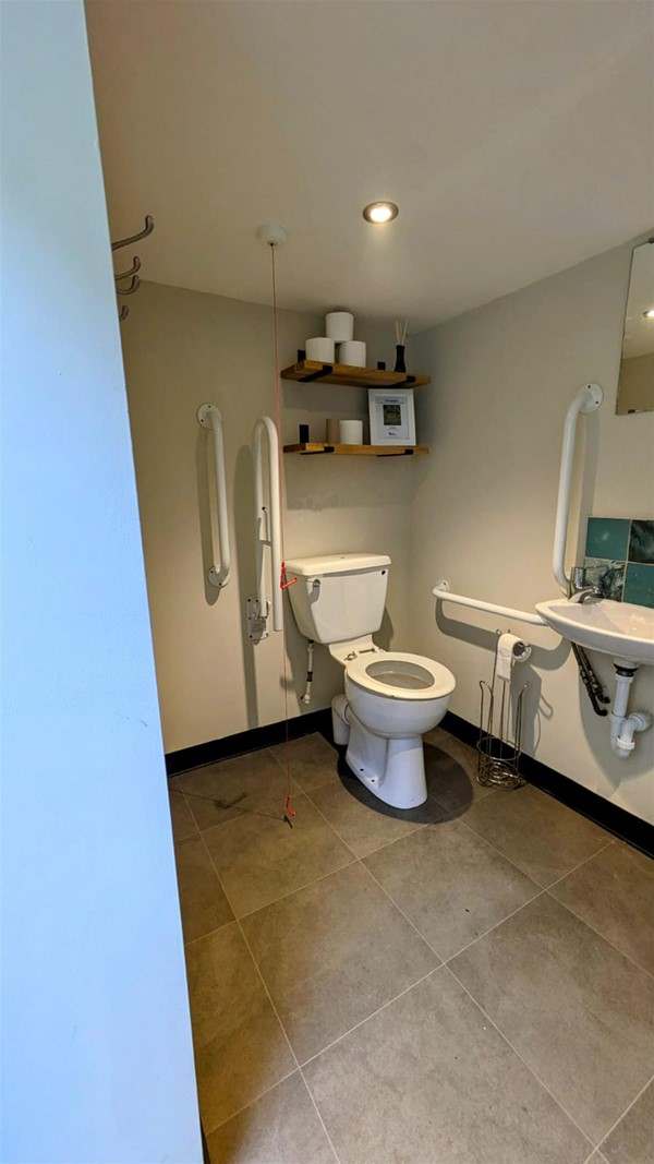 Image of a toilet