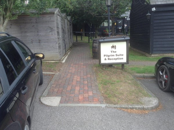 Path to the pub from the carpark