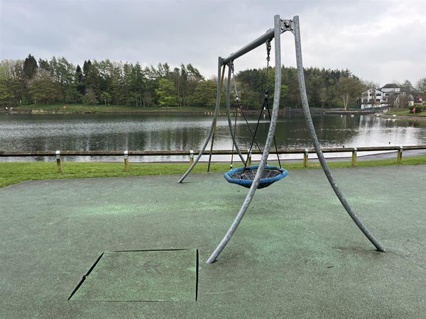 Swing with a brilliant backdrop!