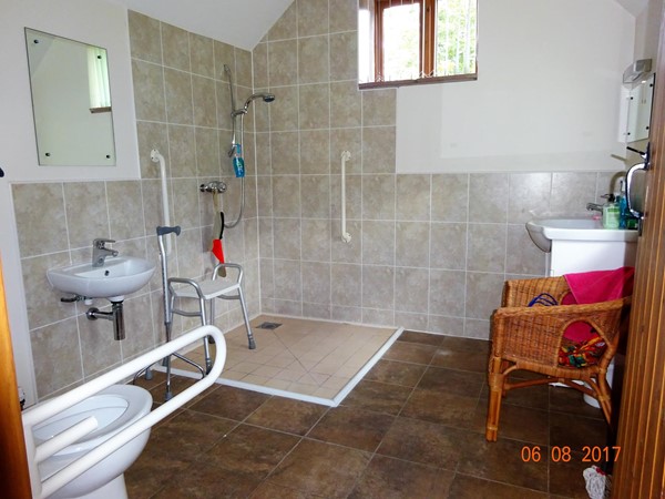 Larger view of same wet room