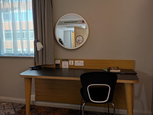 Image of desk in the room