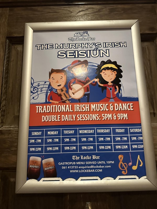 Image of a sign for a folk session