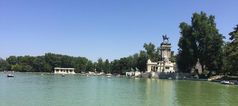 El Retiro Park