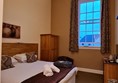 Shows the room, the spaciousness