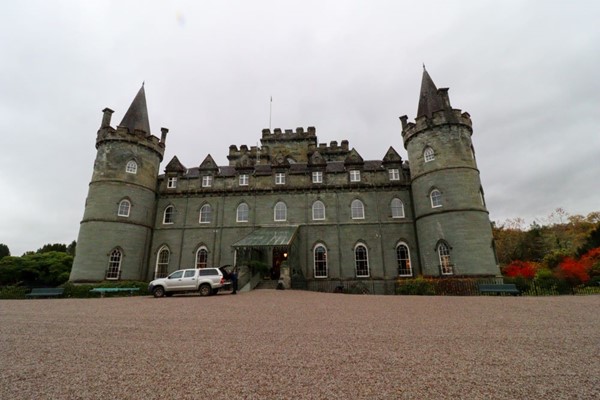 Front of the castle with massive gravel area.