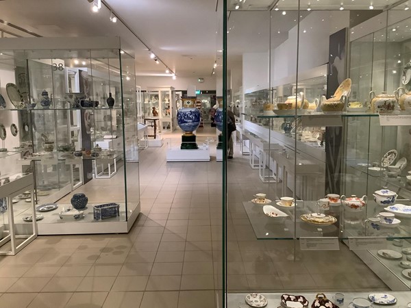 Picture of the World of Wedgwood's  V&A collection