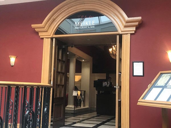 Image of the entrance to the restaurant and bar.