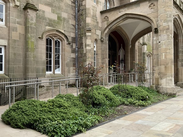 Image of a ramped entrance