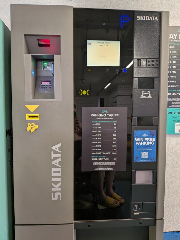 image of payment machine