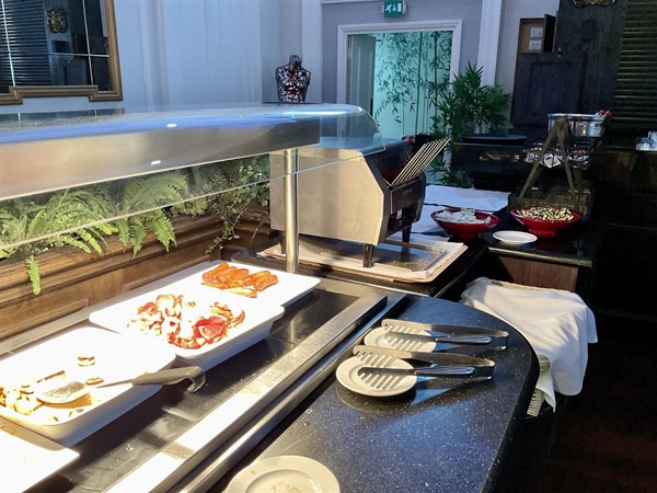 Image of a breakfast buffet