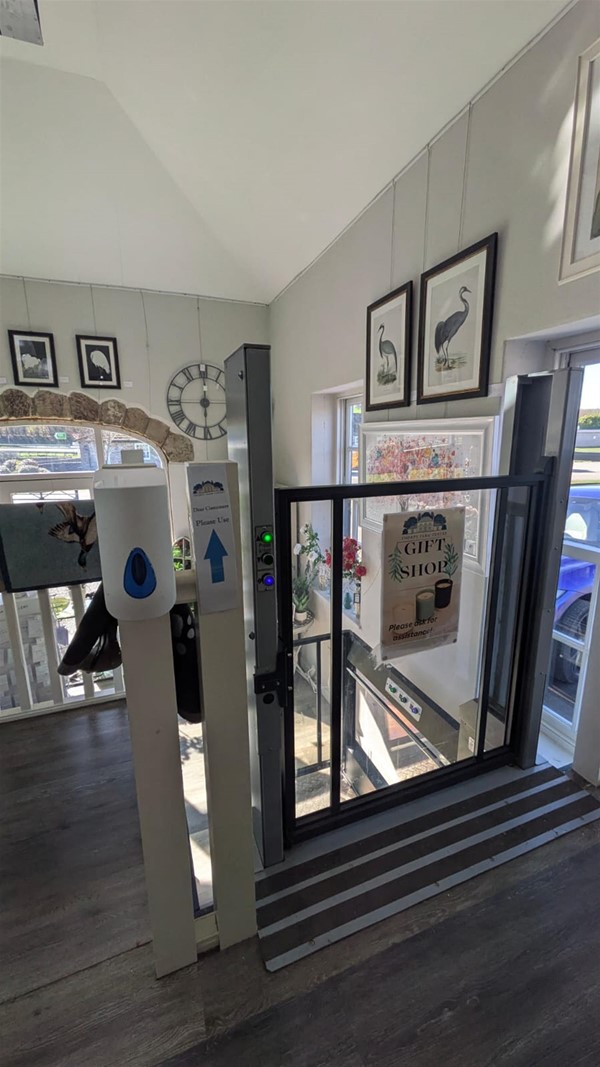 Closer view of the lift.