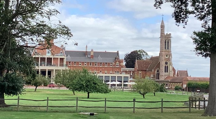 Stanbrook Abbey Hotel