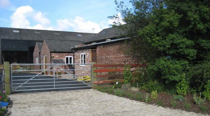 Martin Lane Farm Holiday Cottages 'The Stable'