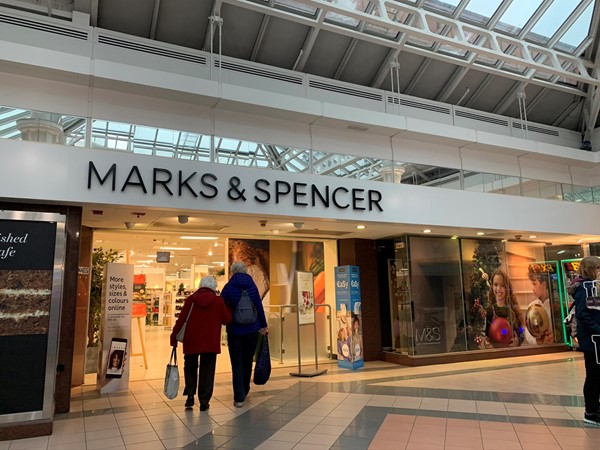 Entrance from Loreburne shopping centre