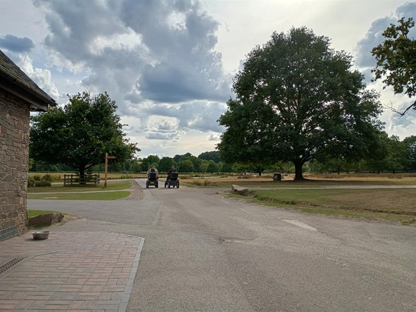 Wide, flat main path