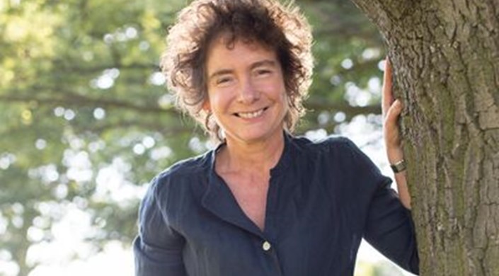 Jeanette Winterson: Oranges Are Not the Only Fruit
