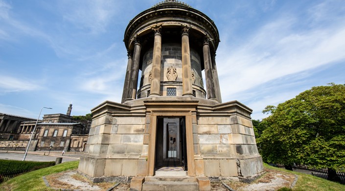 Pop -up - Edinburgh Art Festival at Burns Monument