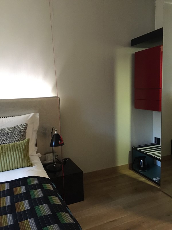 An Accessible bedroom
