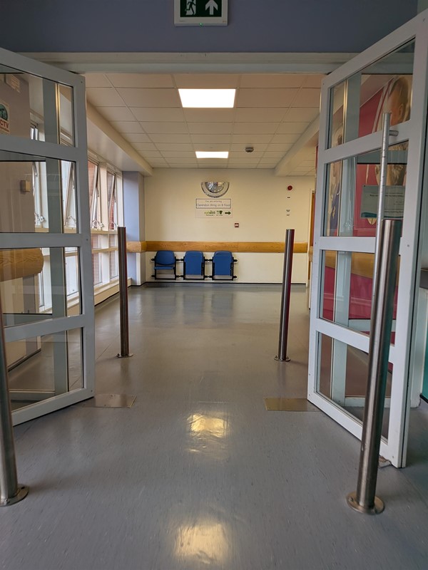 image of hallway connecting Jubilee and Clarendon wing