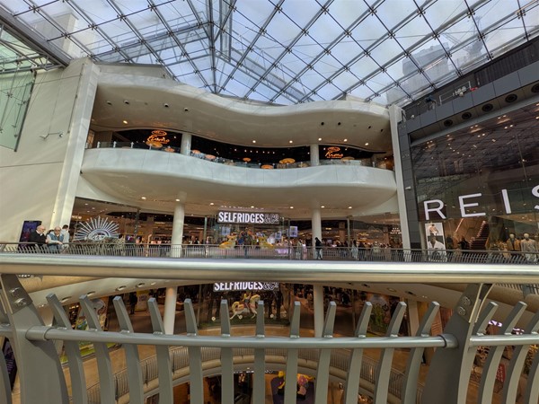 Image of stores in the bullring