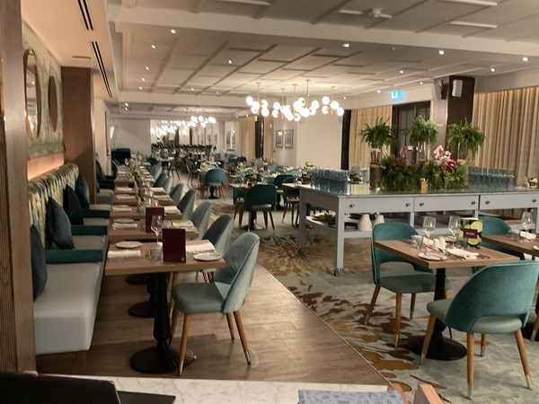 Image of a dining area