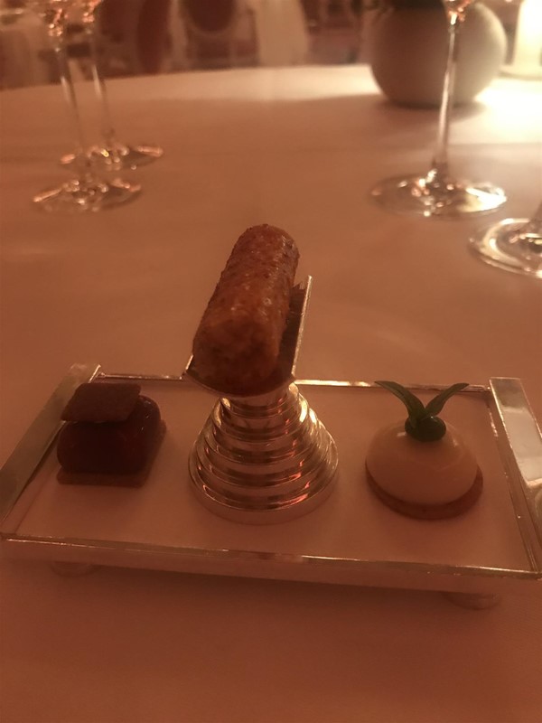 Canapés at start of meal