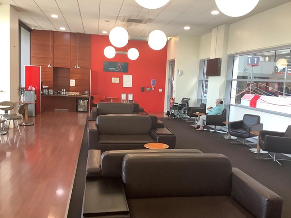 6 lounge