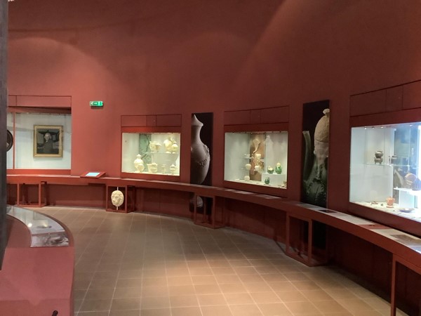 Picture of the World of Wedgwood's  V&A collection