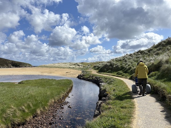 accessible path towards the beach
