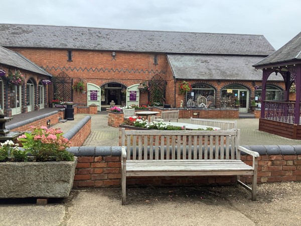 8 archway to more shops