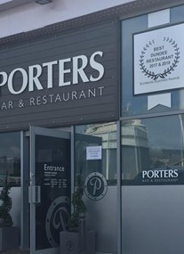 Porters Bar & Restaurant