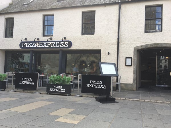 Image of the outside entrance to Pizza Express.