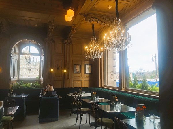 Image of a bar interior