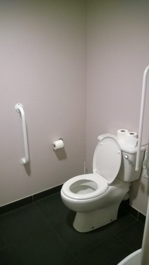 Picture of The Fisherman's Retreat - Accessible Toilet