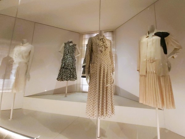 Victoria and Albert Museum
