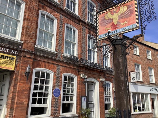 Picture of the Spread Eagle Pub and pub sign