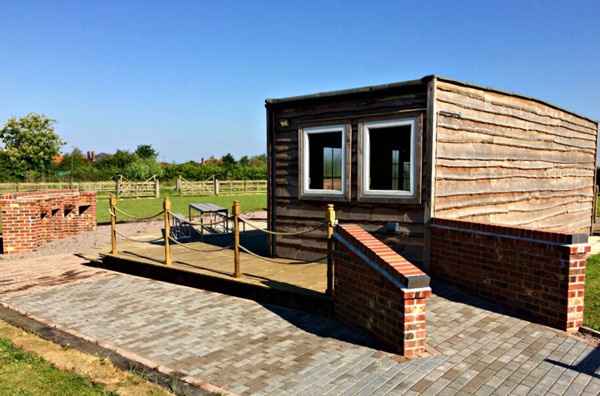 Outdoor BBQ area at Elms Farm Cottages in Lincolnshire