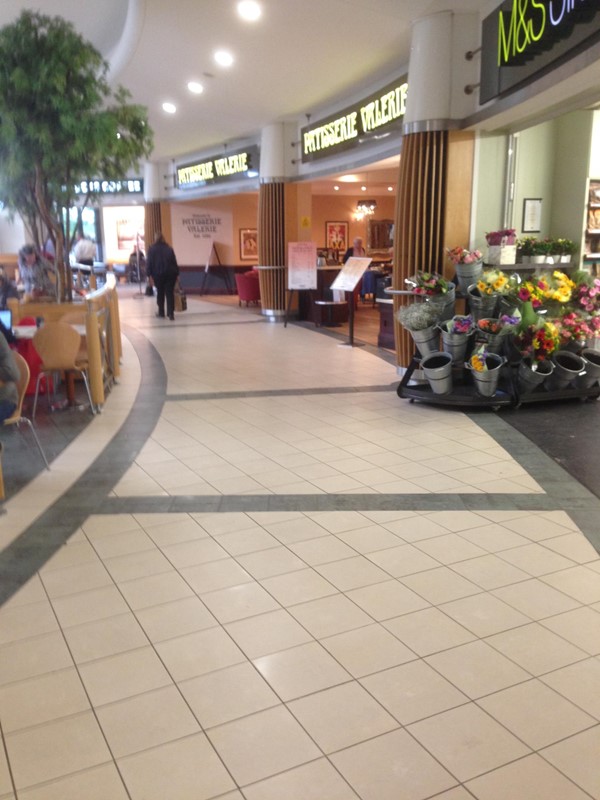 Picture of Extra Motorway Services, Baldock