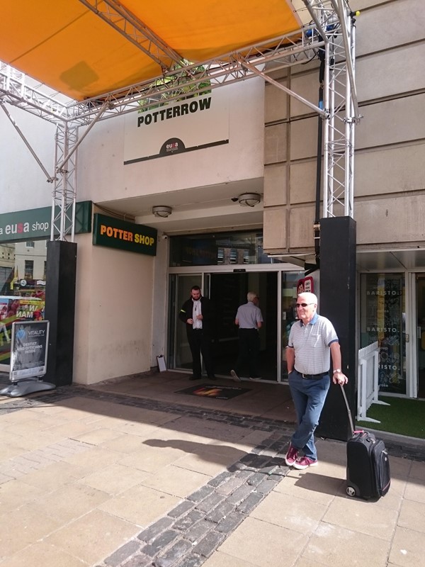 Picture of Potterow - Entrance