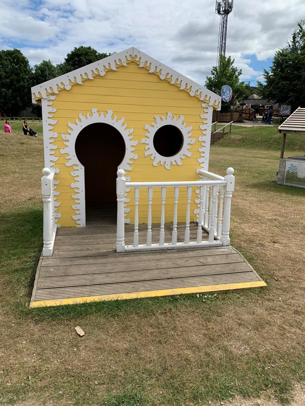 Picture of a wendy house