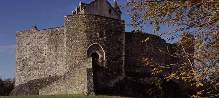 Dunstaffnage Castle and Chapel