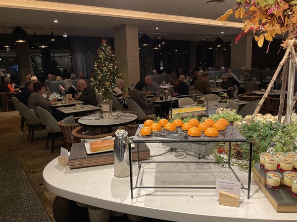Image of fruit on a table