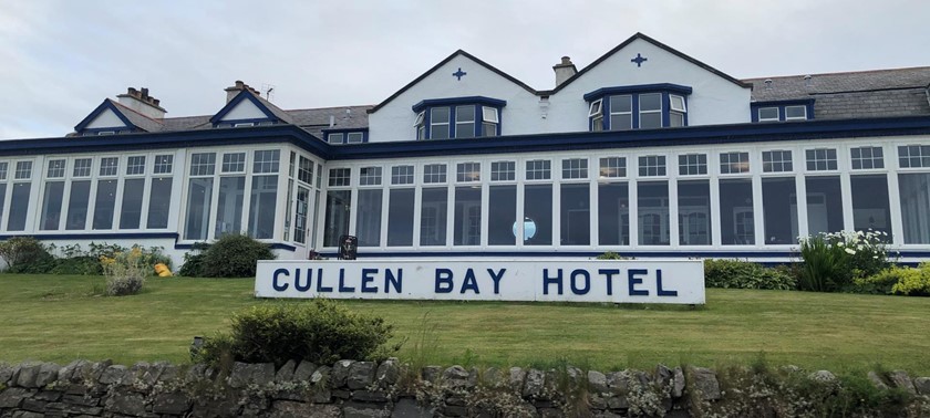 Cullen Bay Hotel