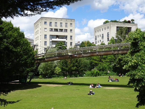 The Jardin de Reuilly. We found this a bridge too far but enjoyed the path that took us back onto the trail.